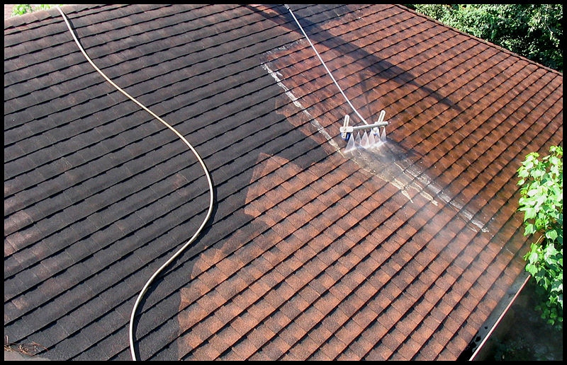 Pressure Washing Your Pool Deck: A Quick and Easy Clean