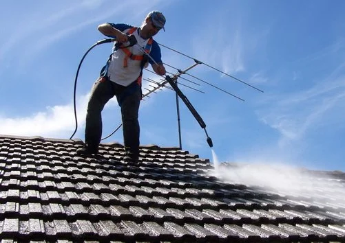 Pressure Washing Your Roof: Is it Safe and Effective?