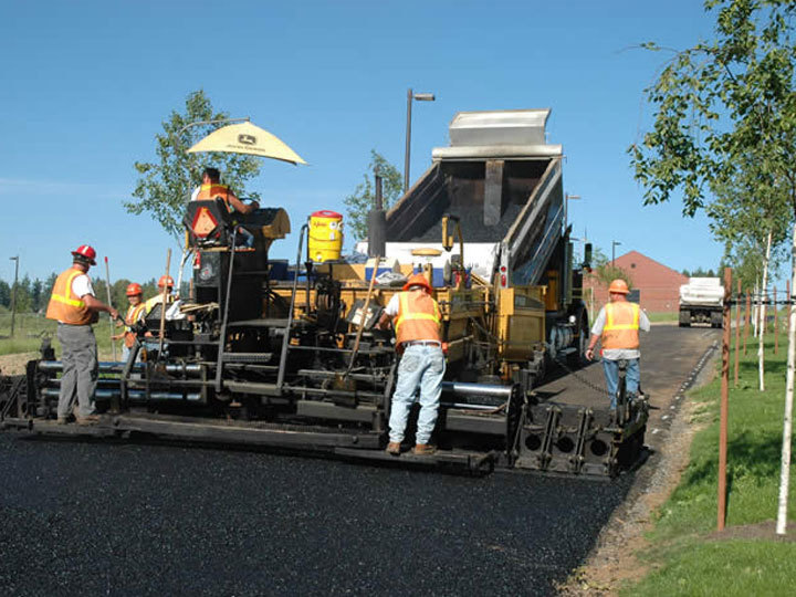 asphalt paving service