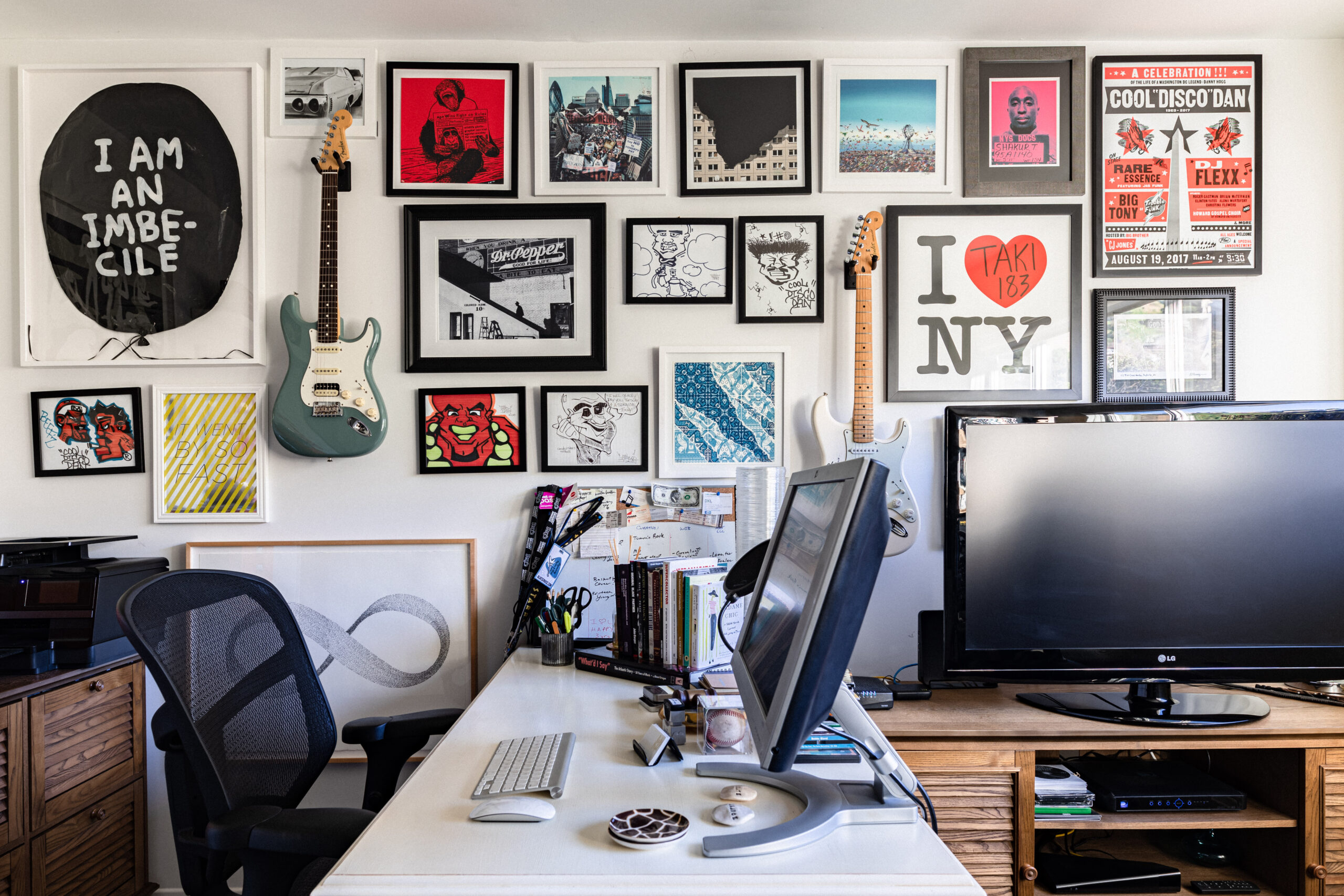 professional office wall decor ideas 4